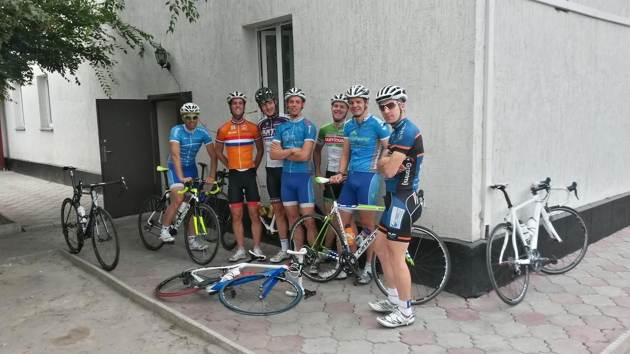 Хостелы Almaty Five Seasons Hotel&Hostel Алматы-15