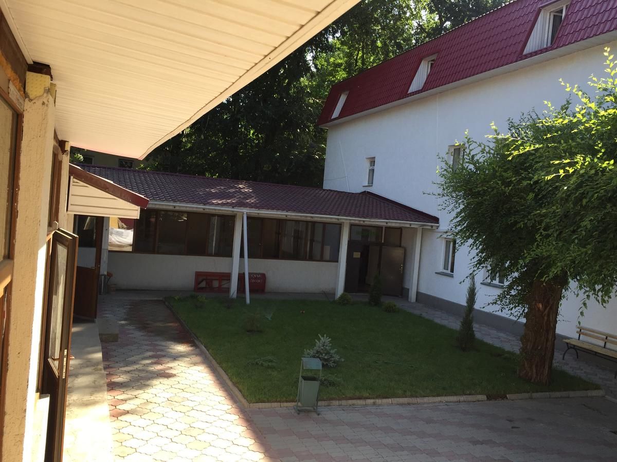 Хостелы Almaty Five Seasons Hotel&Hostel Алматы-22