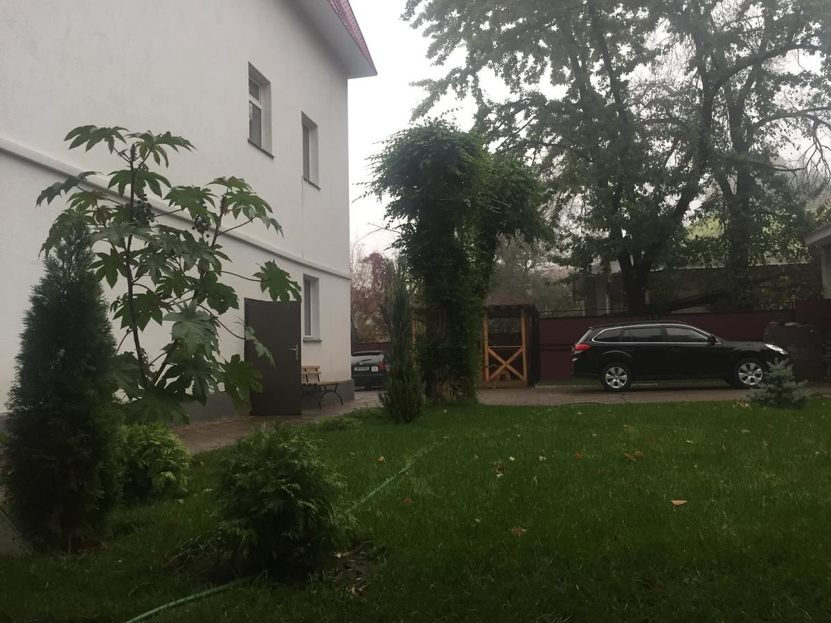 Хостелы Almaty Five Seasons Hotel&Hostel Алматы-24