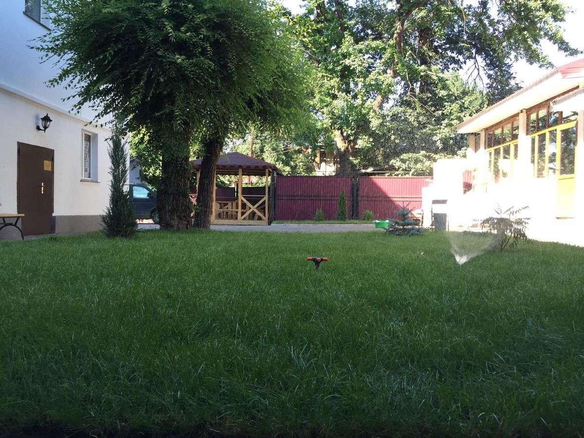 Хостелы Almaty Five Seasons Hotel&Hostel Алматы-27