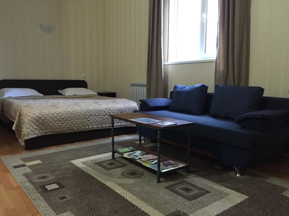 Хостелы Almaty Five Seasons Hotel&Hostel Алматы-10