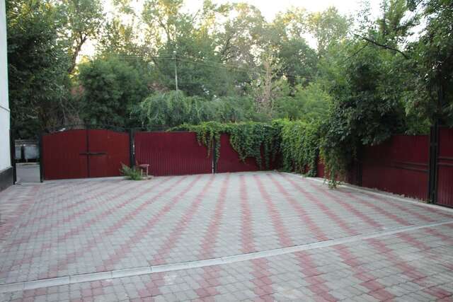 Хостелы Almaty Five Seasons Hotel&Hostel Алматы-17