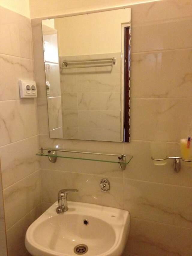 Хостелы Almaty Five Seasons Hotel&Hostel Алматы-41