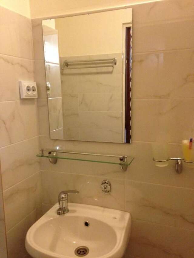 Хостелы Almaty Five Seasons Hotel&Hostel Алматы-52